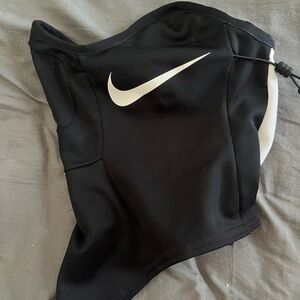Nike snook facemask